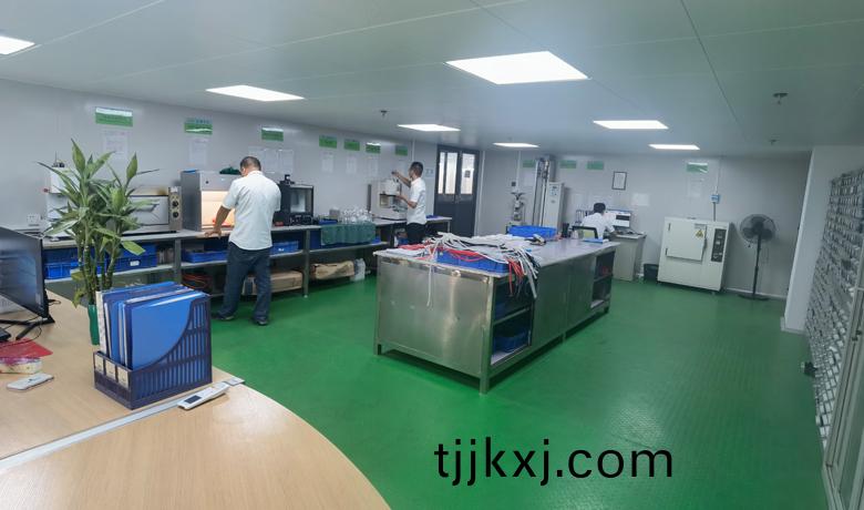 研(yan)髮(fa)實驗室(shi)